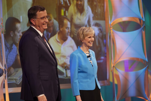 Sister Jean B. Bingham and Brother Mark L. Pace emphasize the vital role that parents play in building faith in their children. They also share ideas and resources to create gospel experiences.